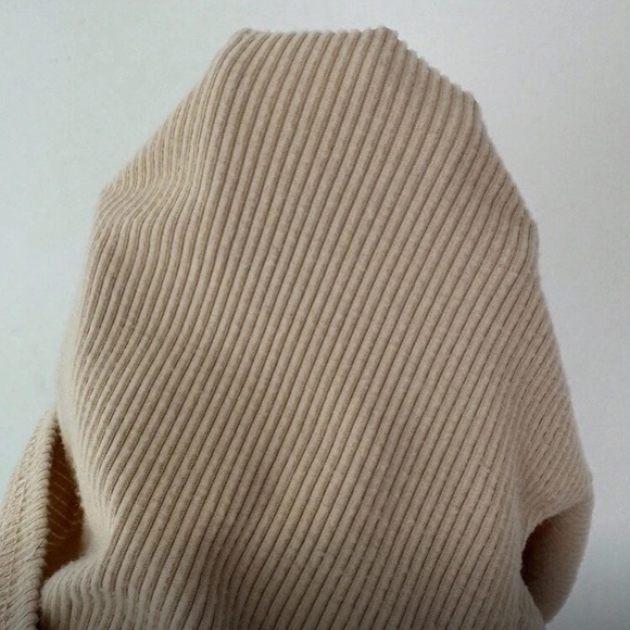 Cream Ribbed Asymmetrical Sweater - Picture 7 of 8